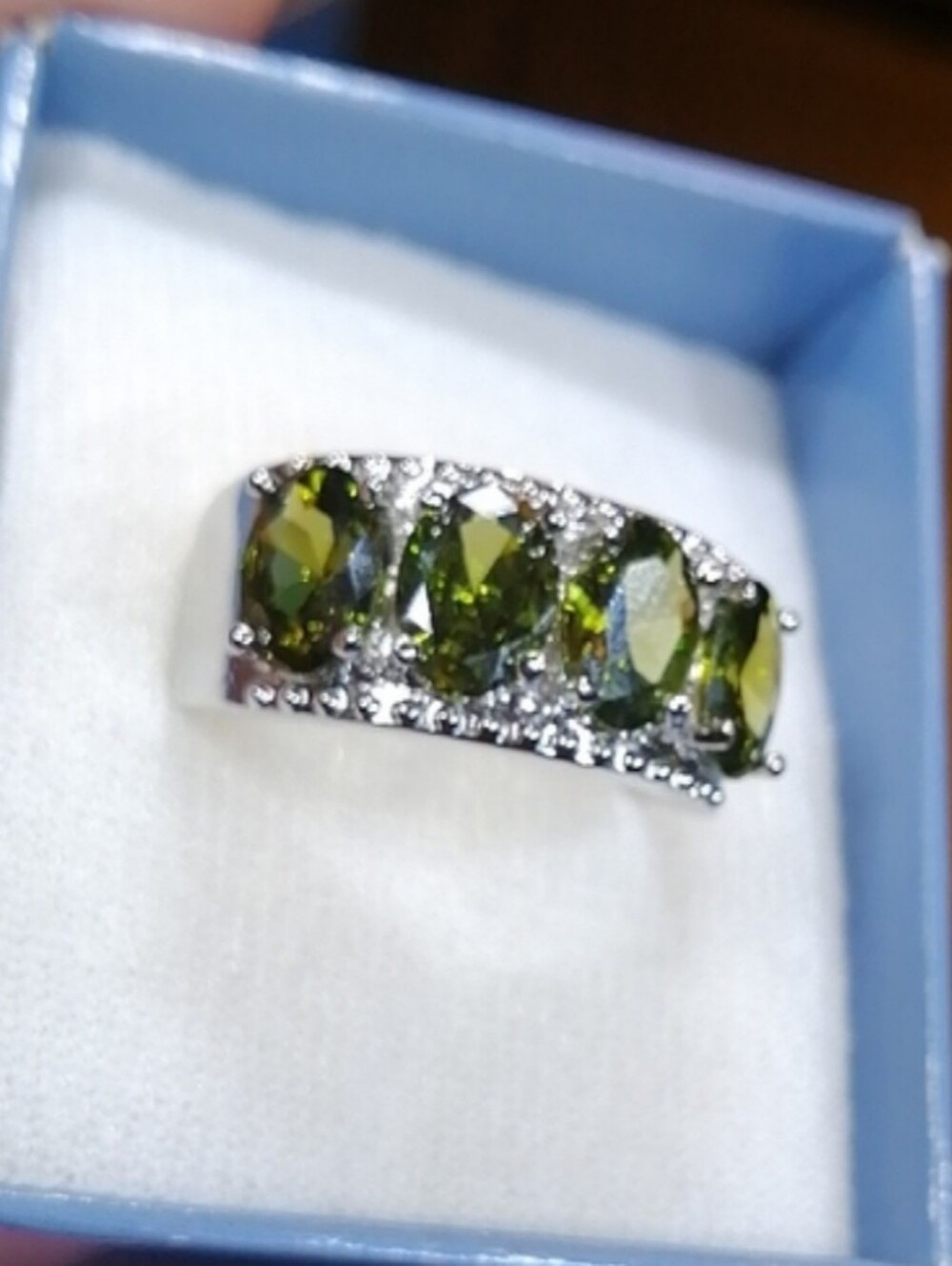 Sparkling Green Crystal Wide Band Ring Size 10